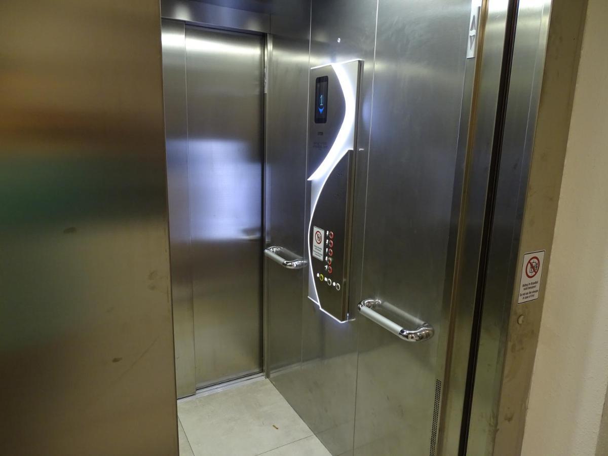 Gaestehaus Uezel Φριντρισχάφεν Εξωτερικό φωτογραφία