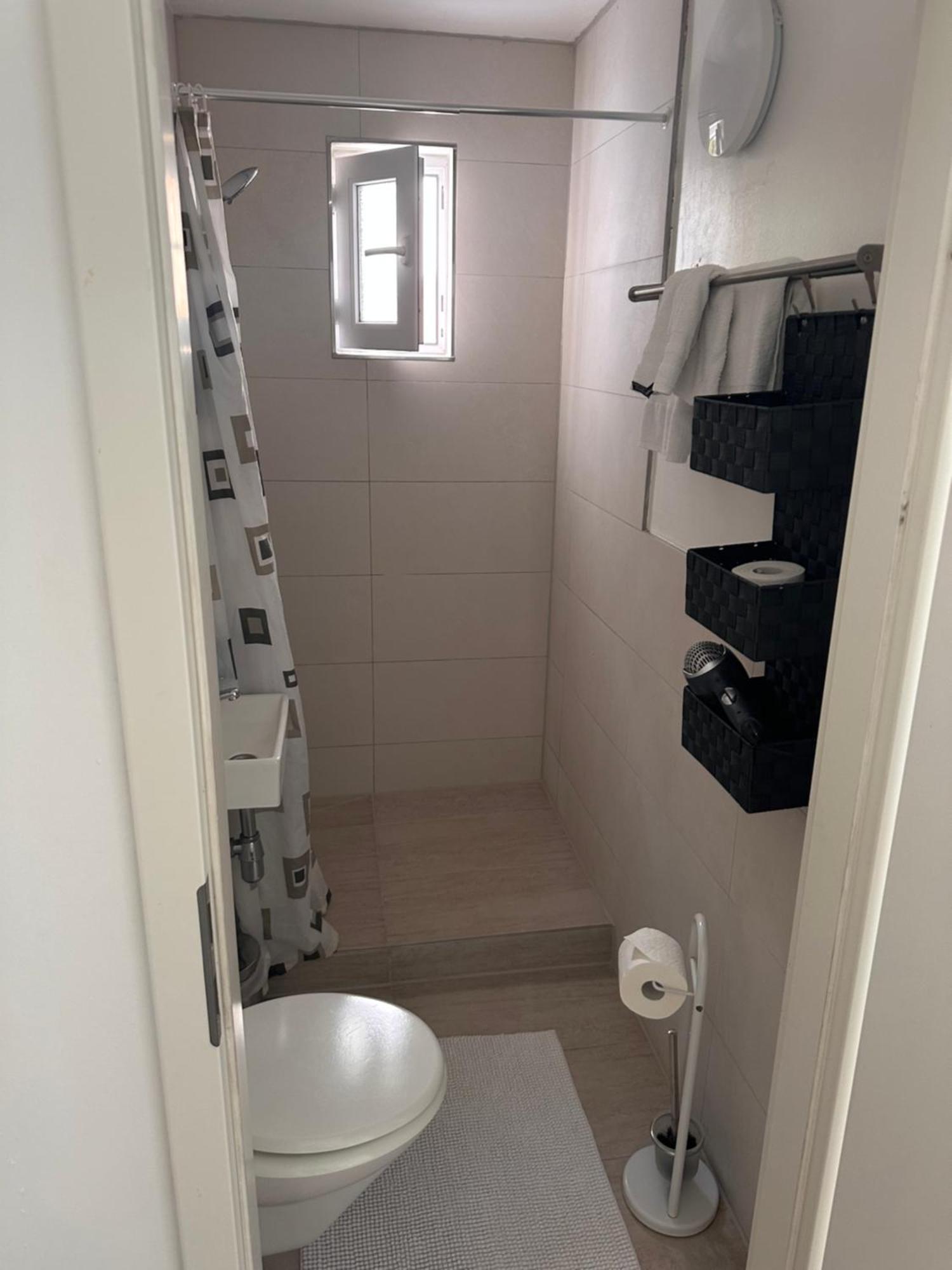 Gaestehaus Uezel Φριντρισχάφεν Εξωτερικό φωτογραφία
