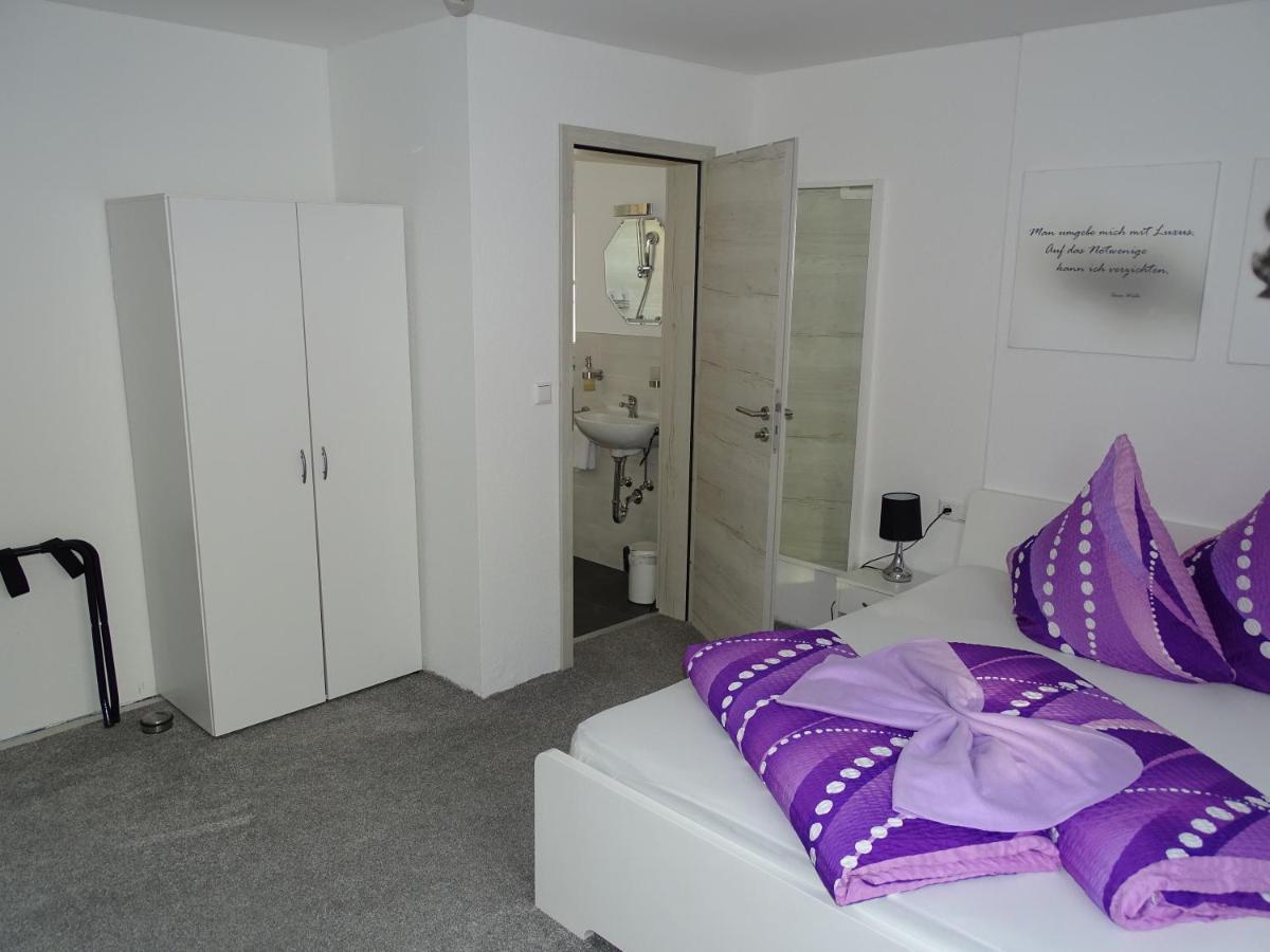 Gaestehaus Uezel Φριντρισχάφεν Εξωτερικό φωτογραφία